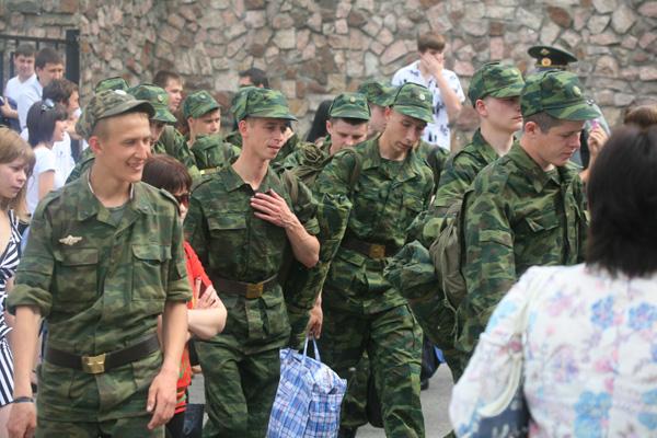 В России работников ОПК освободят от призыва в армию
