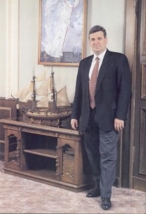 Председатель правления АКБ Пермкомбанк Анатолий Федянин. Фотография из готового отчета за 1994 год