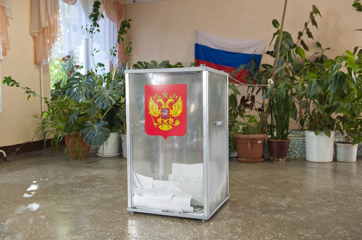 Трем партиям могут отказать в регистрации на выборах в ЗС