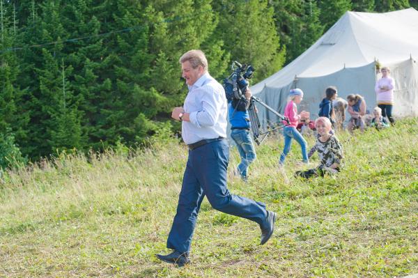 СМИ настойчиво увольняют министра Игоря Гладнева 