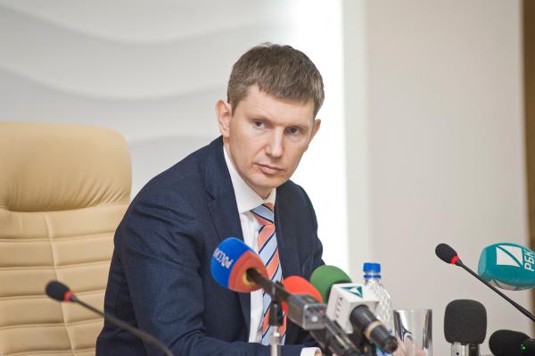 За 2016 год Максим Решетников задекларировал доход больше 5 млн руб.