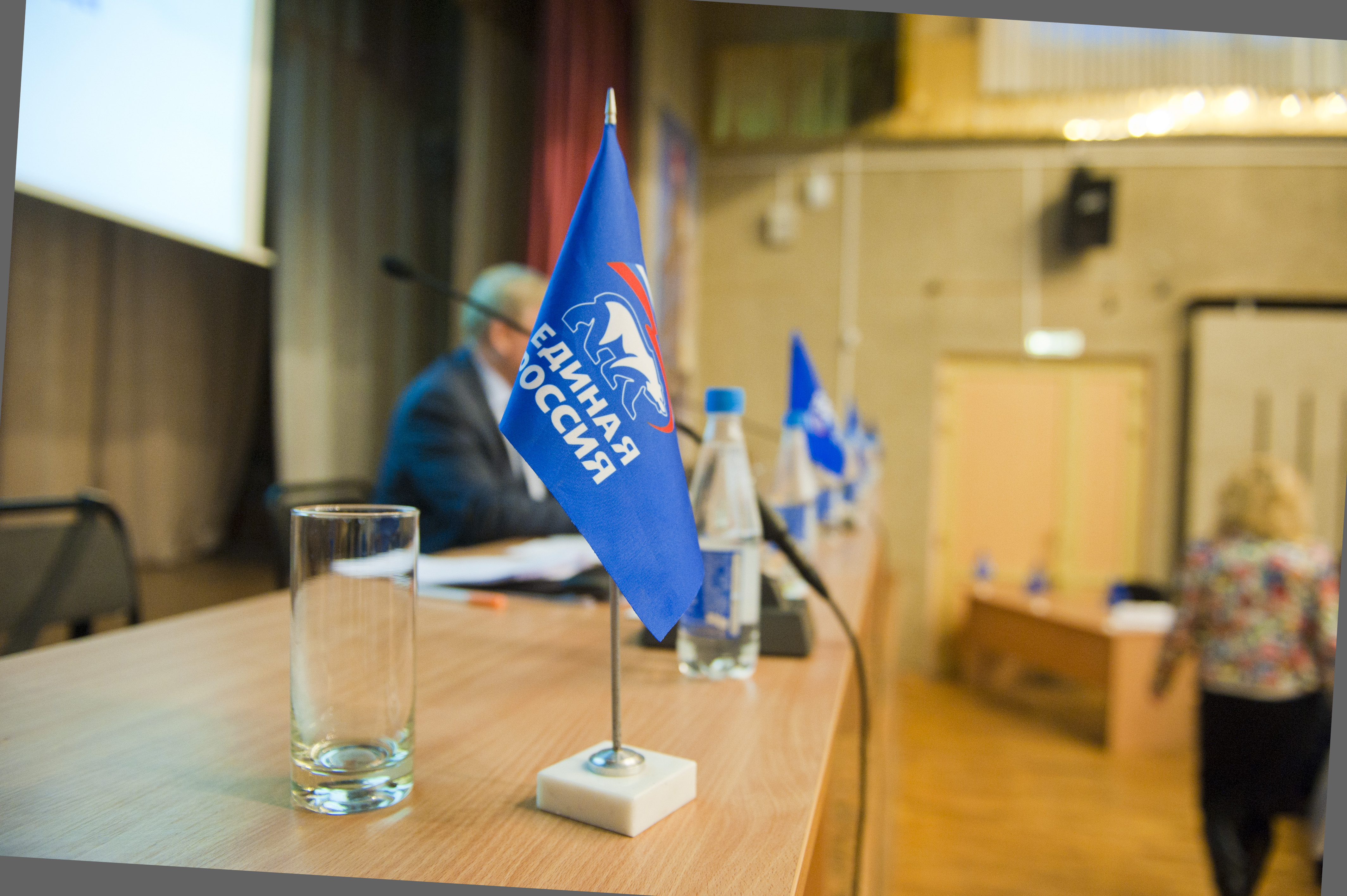 Крайизбирком провел предварительную проверку партийных кандидатов на судимости