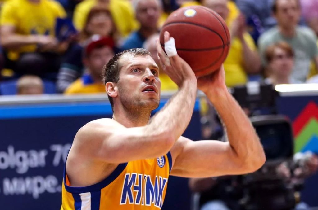 «Парма» была близка к подписанию контракта с экс-капитаном баскетбольной сборной России