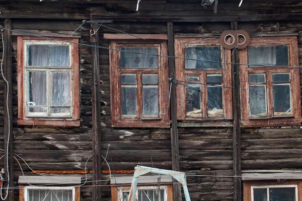 Глава СК России взял на контроль проблему расселения из аварийного жилья в Кунгуре