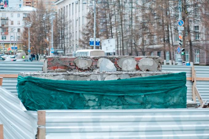 «Депутаты краевого Законодательного собрания хранили гробовое молчание, ни слова не проронив в защиту «Ордена Ленина»