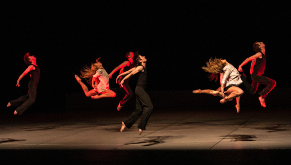 Праздник любви к странному