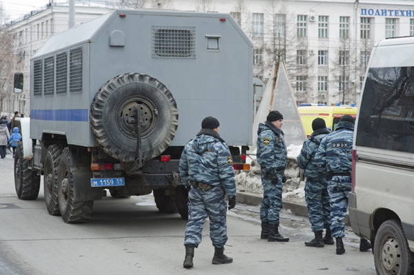 Госдума приняла закон об увеличении штрафов за митинги