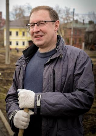 Дмитрий Самойлов остаётся более популярным в СМИ, чем Игорь Сапко