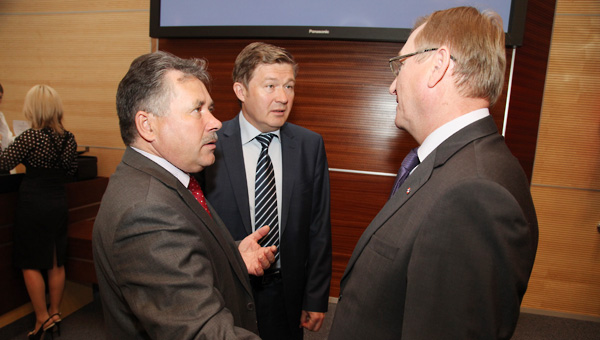 «У нас есть месяц»