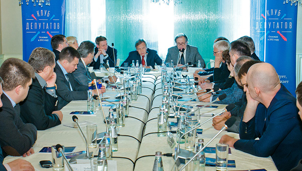 «Только так мы можем вернуть в политику профессионализм и ответственность»