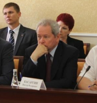 Виктор Басаргин предложил ускорить реконструкцию трассы Пермь — Екатеринбург