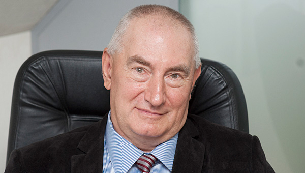 Анатолий Волынцев: Вопрос: «У вас внедрение есть?» — перед нами не стоит