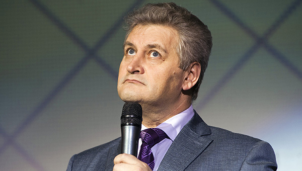 «По какому праву министр оскорбляет Музыканта и Художника с большой буквы?»