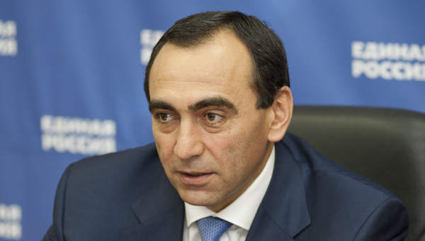 Армен Гарслян: Вам не кажется, что <nobr>из-за</nobr> пермского критиканства срываются очень значимые проекты?