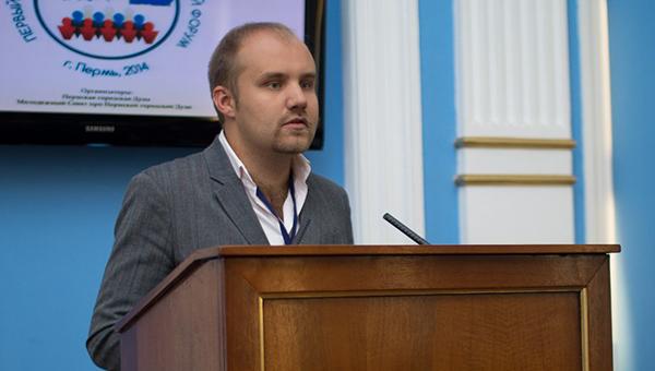 Депутат гордумы Илья Лисняк сложил полномочия