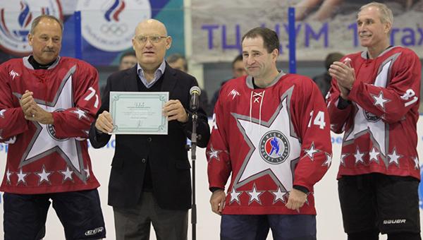 Михаил Бабич пообещал ежегодно строить в Пермском крае ледовые арены