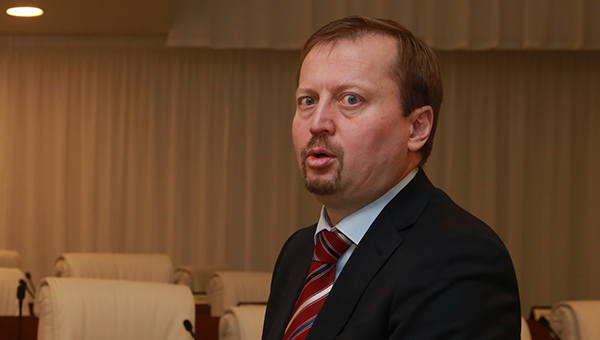 Дмитрий Бородулин уволился из краевого Минфина и покинул Россию