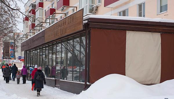 Дело о самовольно построенном летнике «Кофе Сити» на улице Ленина отложено на конец февраля 