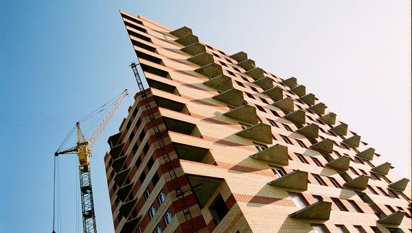 На улицы Перми могут вернуться здания с навесными балконами