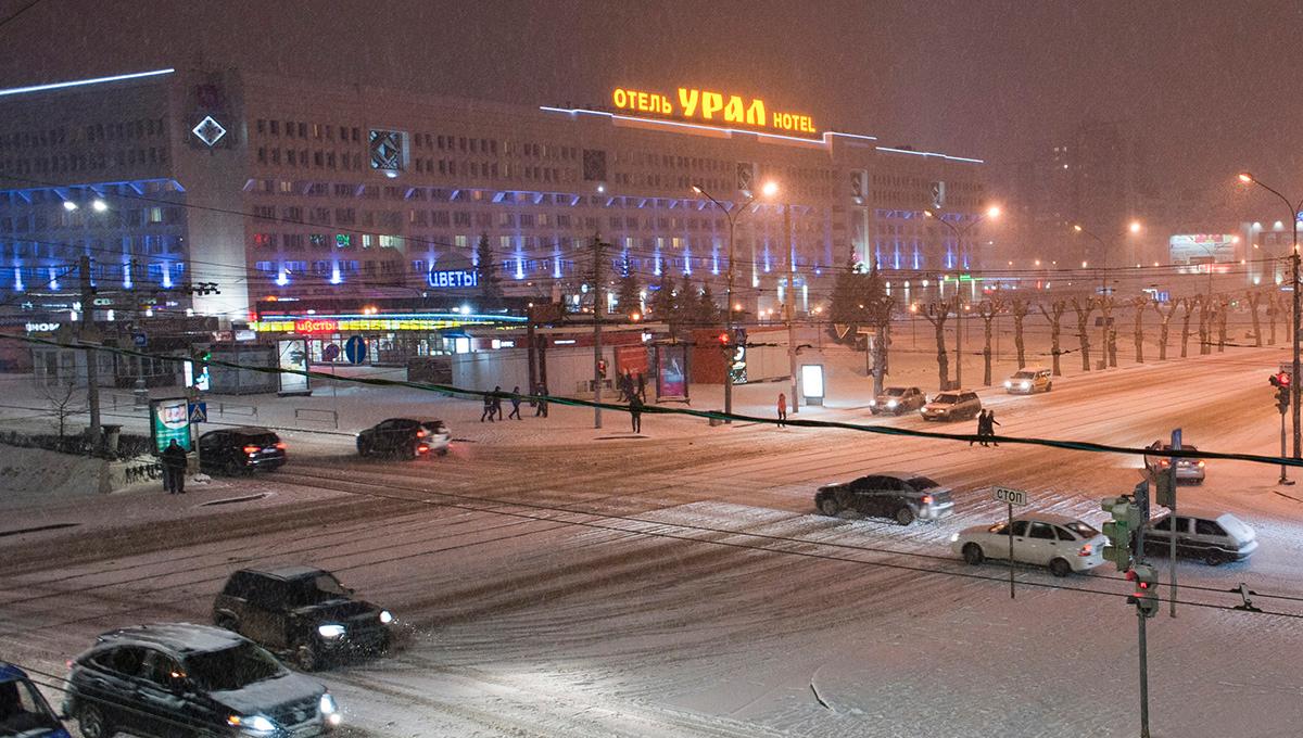Территорию перед фасадом гостиницы «Урал» сохранят для сквера