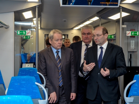 Краевые власти и вице-президент РЖД обсудили перспективы реконструкции железнодорожного вокзала <nobr>Пермь-2</nobr>