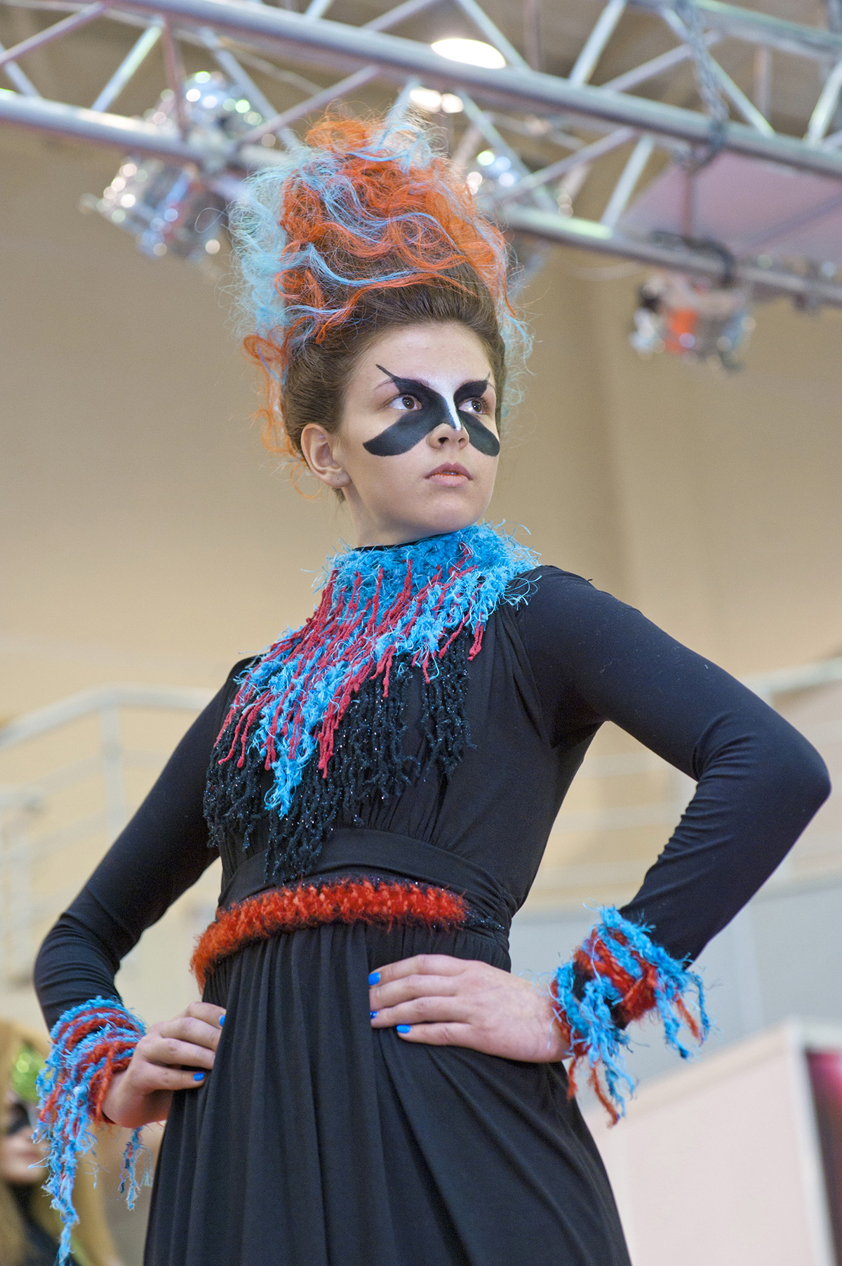 «Второй континент» от салона «Три»