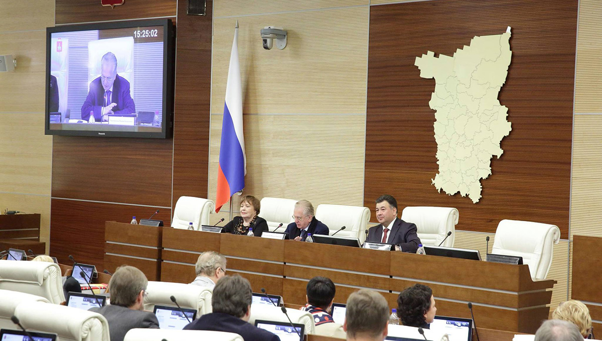 Михаил Пиотровский предлагает приостановить передачу музейных зданий религиозным организациям