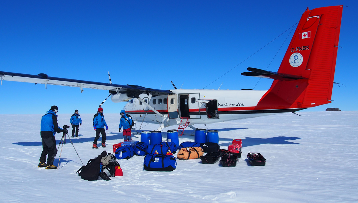 Андрей Королёв рассказал о полярной «охоте за метеоритами»