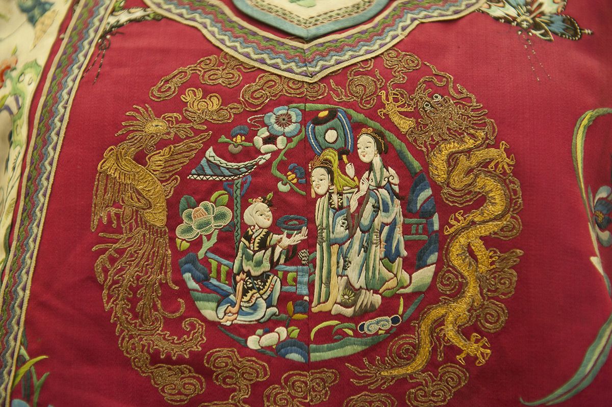 Вопреки опасностям мира