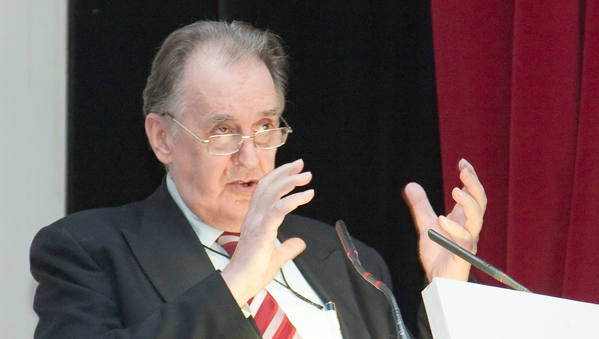 Если учитель не источник знаний, то кто он?