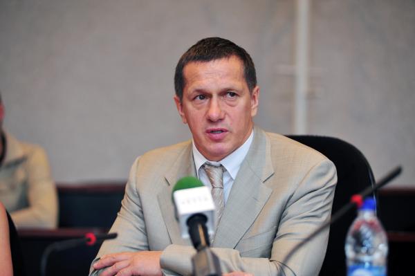 Экс-губернатор Прикамья пообещал увольнять проректоров вузов, где нет патриотических кружков