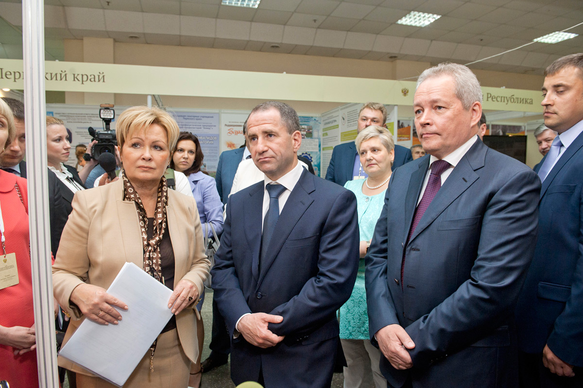 Ушли на шаг вперёд