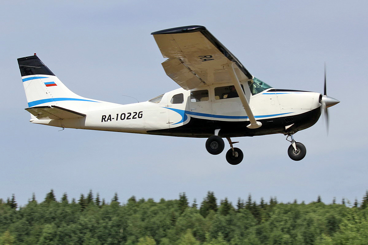 Летать не будем