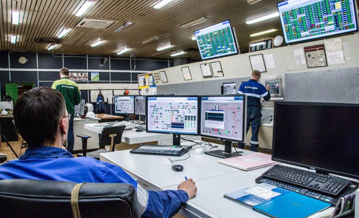 операторная цпу. сургутская грэс бщу. ледокол арктика цпу. пульт управления саяно шушенской гэс. пульт управления на заводе.