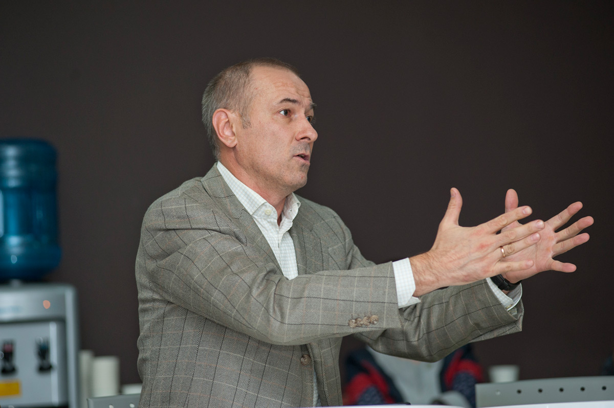 В Перми суд наложил арест на имущество бизнесмена и политика Константина Окунева и его супруги