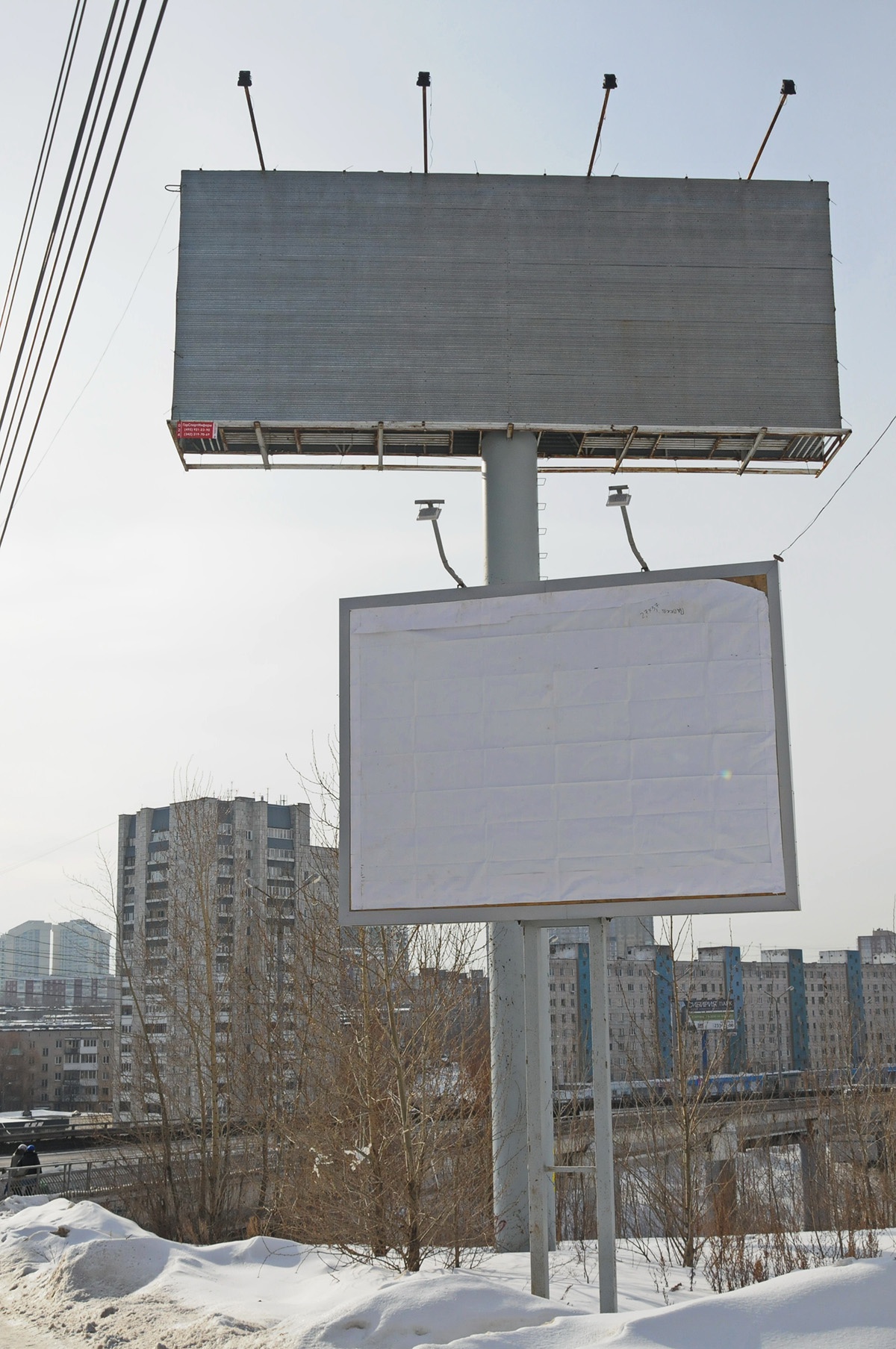 На втором в этом году аукционе по
наружной рекламе разыграны лишь четыре
лота