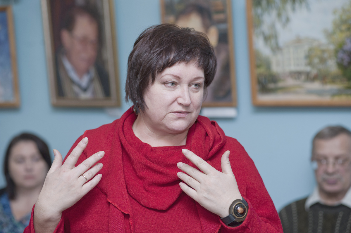 Галина Цвет покидает администрацию губернатора