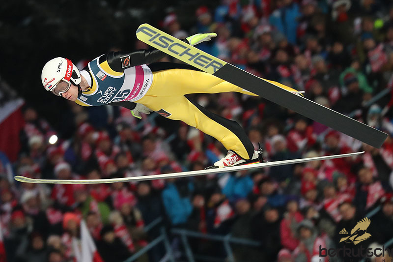 Пермский прыгун с трамплина всё ближе к десятке сильнейших