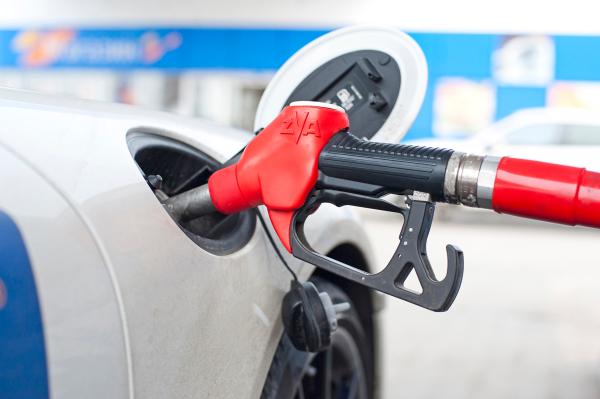 Автомобильные активисты проверят качество бензина на трёх заправках Перми