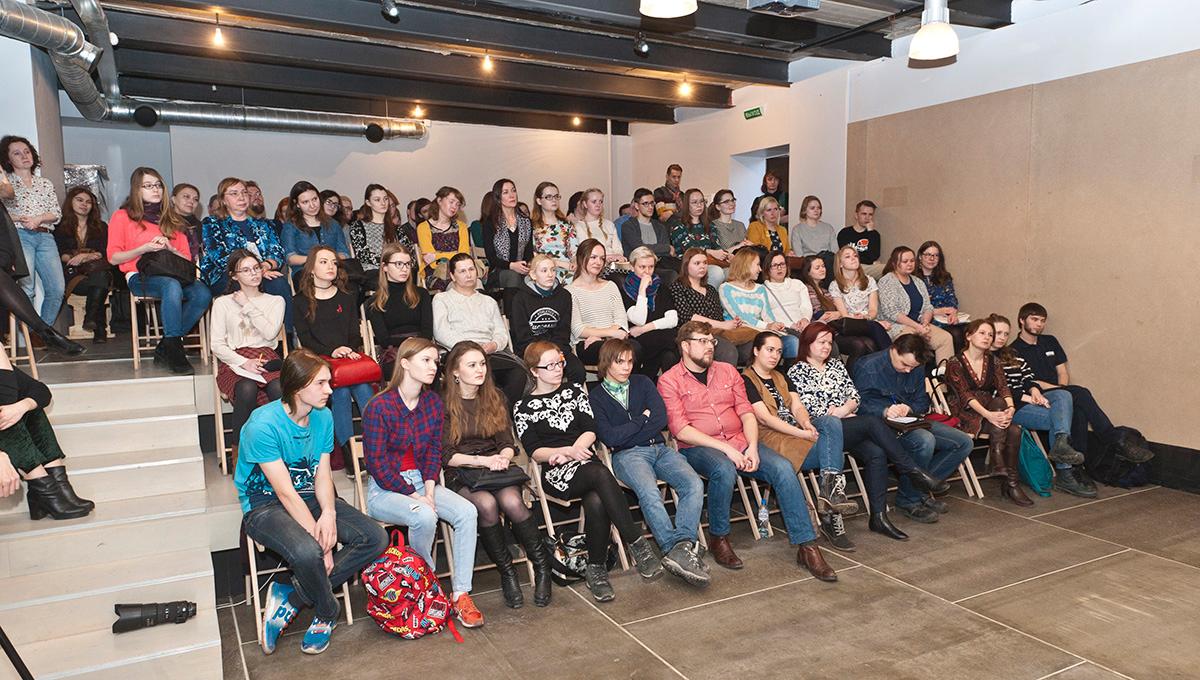 Бреют ли феминистки ноги?