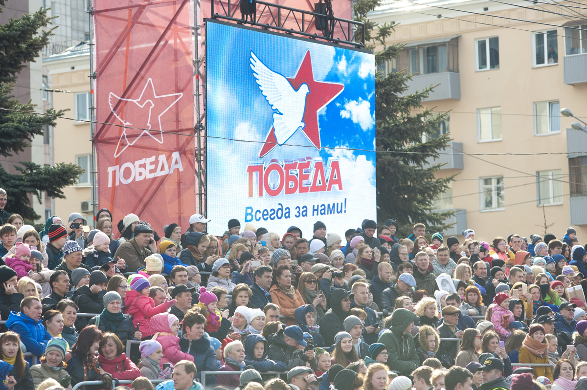 Жители Перми 9 мая могут спеть под баян и сфотографироваться в землянке