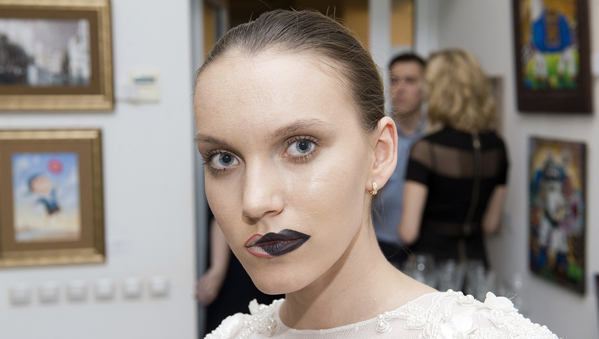 Вы поедете в театр?