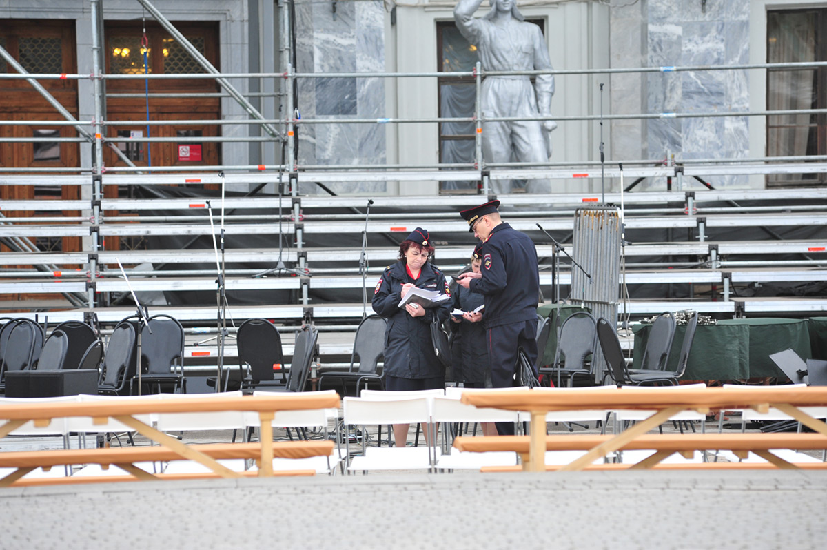 Максим Решетников распорядился выделить компенсации пострадавшим у ДК Солдатова