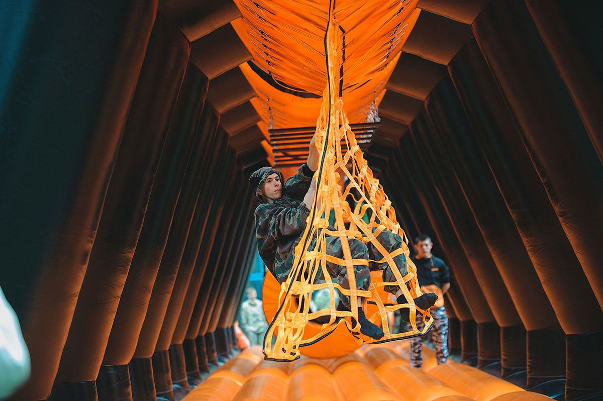 От звания Героя тебя отделяют только семь шагов!