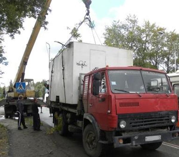 В Кировском районе Перми продолжают сносить незаконные постройки