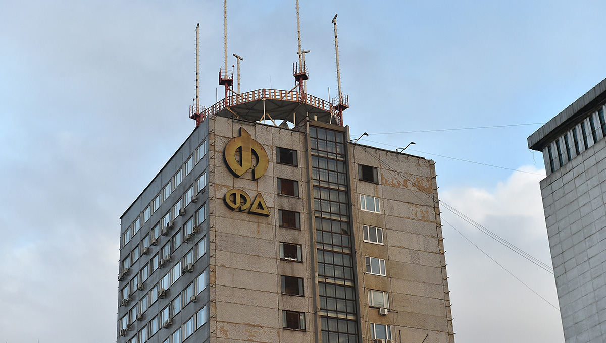 Свои среди своих