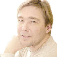 «Сорок тысяч других мостовых любя»