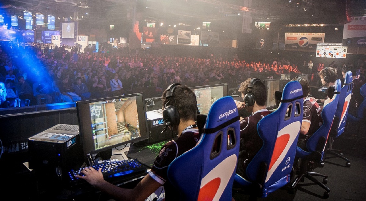 В финале краевого турнира по киберспорту встретятся 36 команд