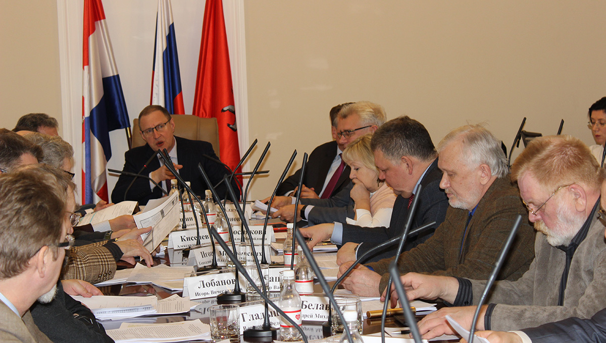 От ордена Ленина — к комсомольскому значку