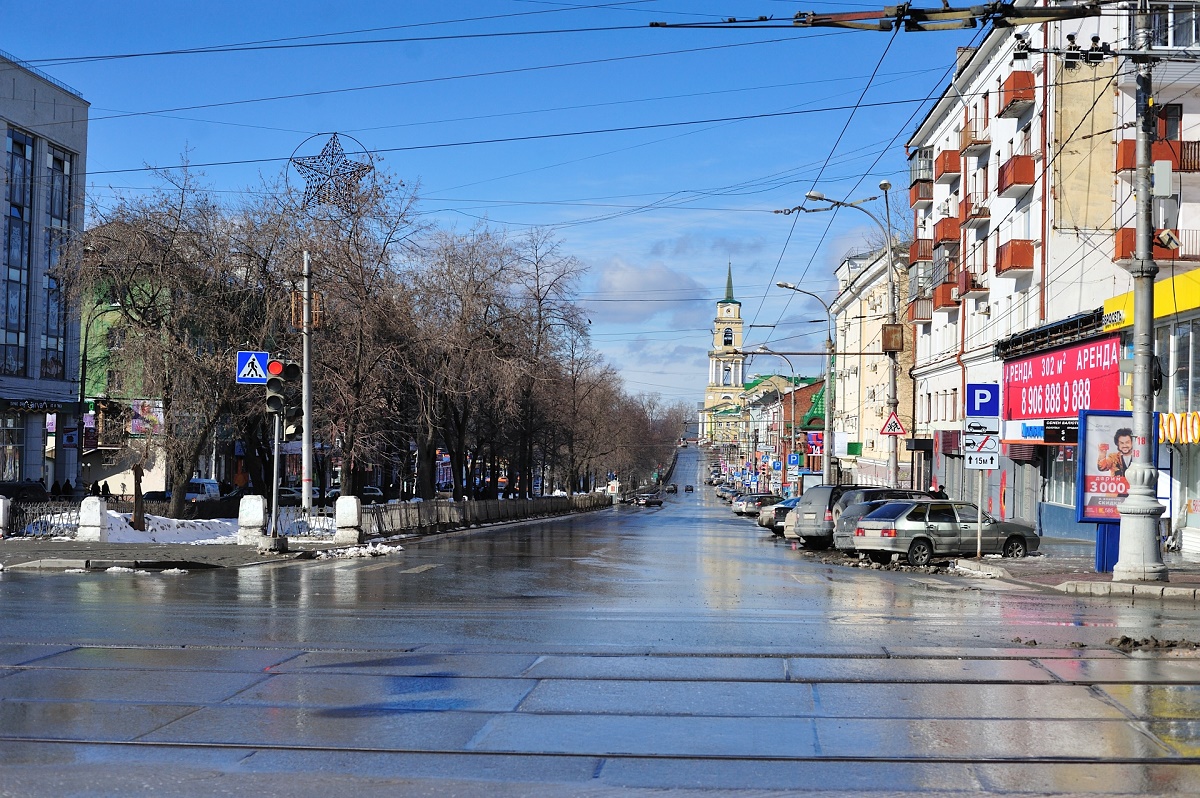 В Перми идёт проверка содержания крыш и карнизов домов